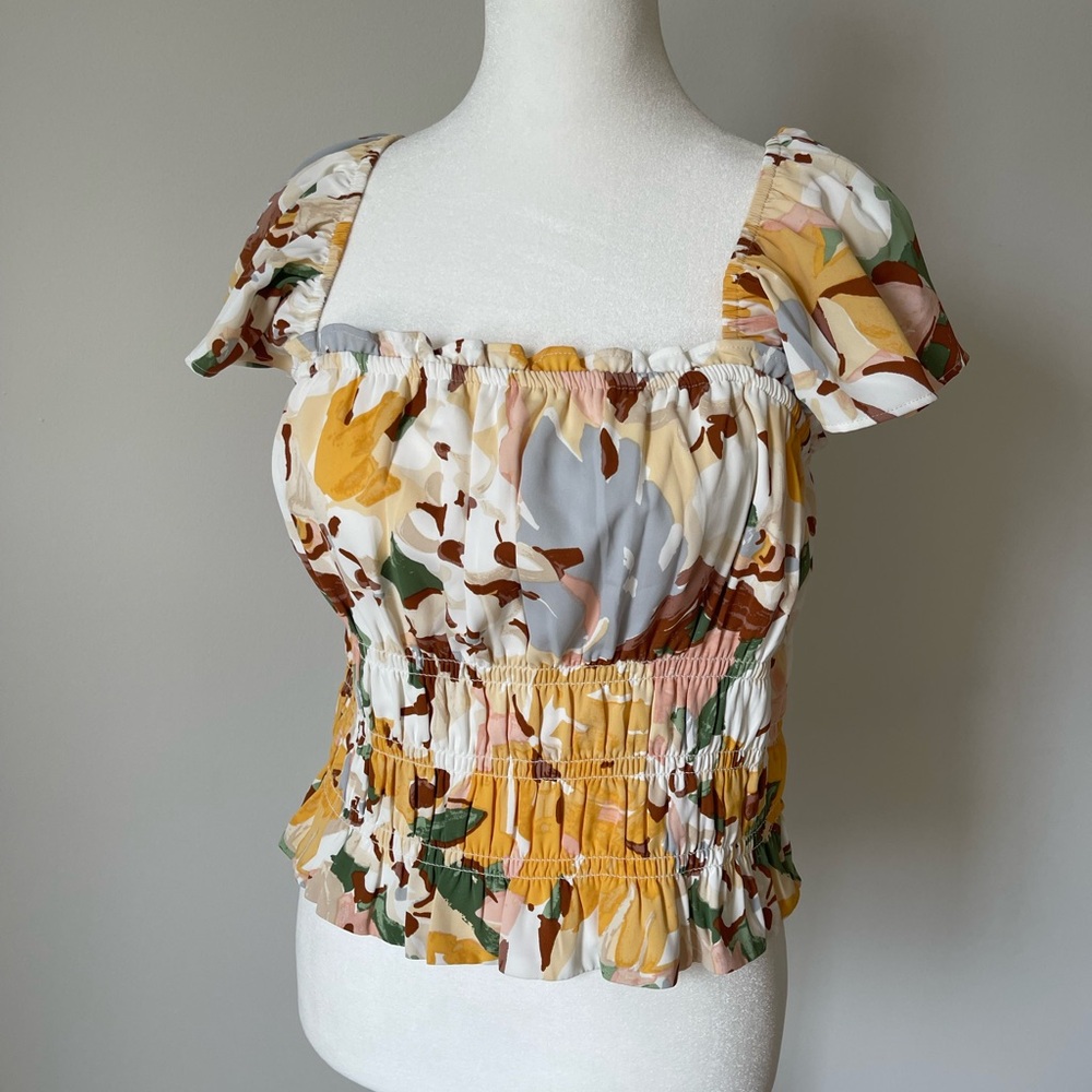 *NWT* Abercrombie & Fitch Floral Smocked Women's Top - Size L